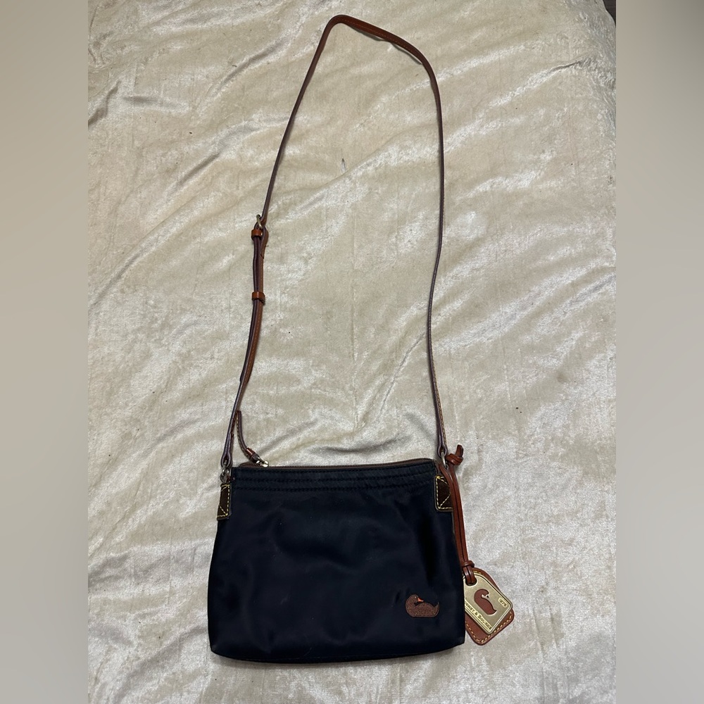Dooney and bourke crossbody